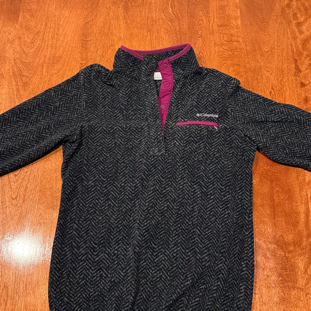Columbia Black and Purple Herringbone Pullover
